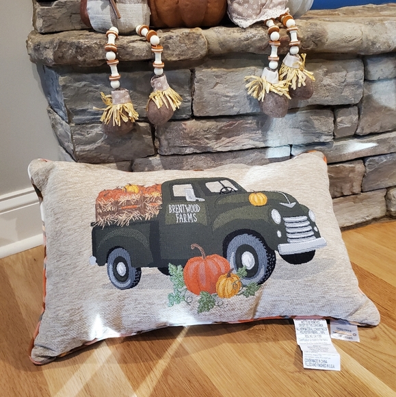 Thanksgiving Truck Throw Pillow-NWT - Picture 1 of 4